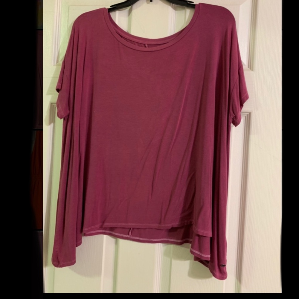 AMERICAN EAGLE TEE!!
